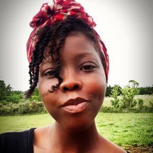 Meet your Posher, Akua